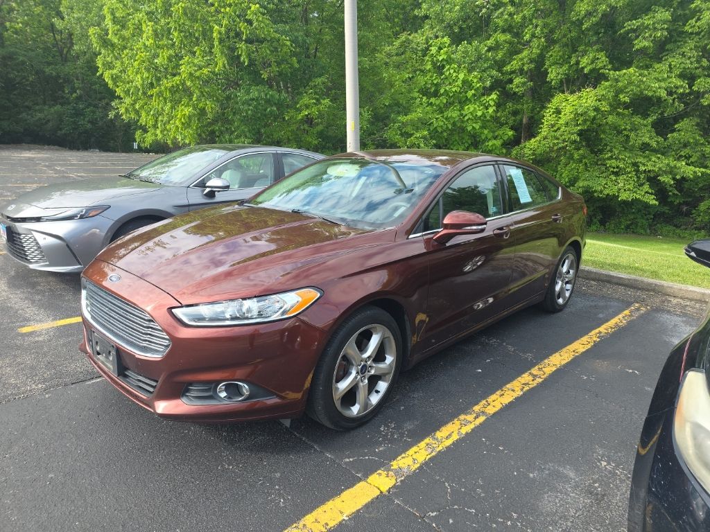 2016 Ford Fusion SE FWD's photo