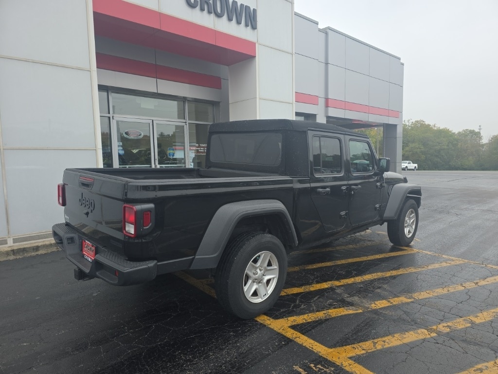 Used 2020 Jeep Gladiator Sport Truck Crew Cab