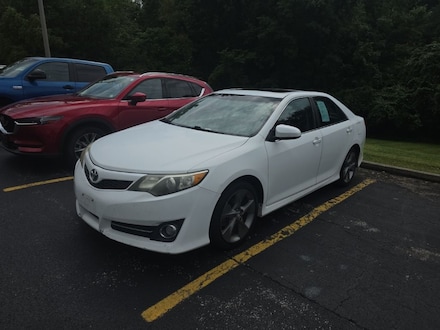2014 Toyota Camry SE Sport Sedan