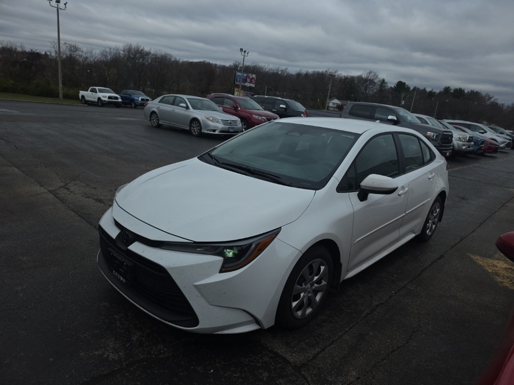 Used 2024 Toyota Corolla LE Sedan