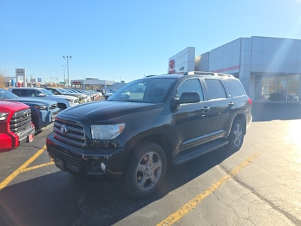 2014 Toyota Sequoia SR5 SUV