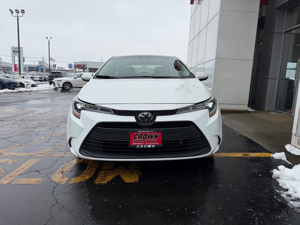 Used 2024 Toyota Corolla LE with VIN 5YFB4MDE4RP129937 for sale in Decatur, IL