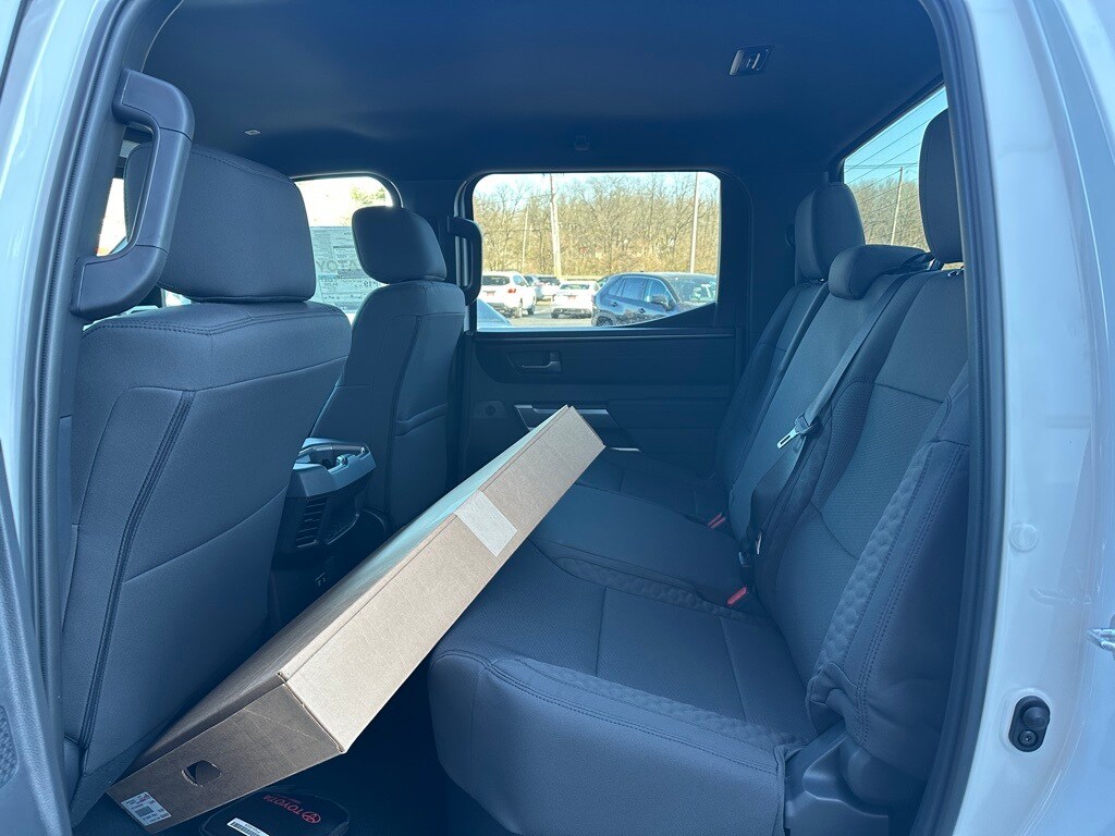 2025 Toyota Tundra SR5 photo 4