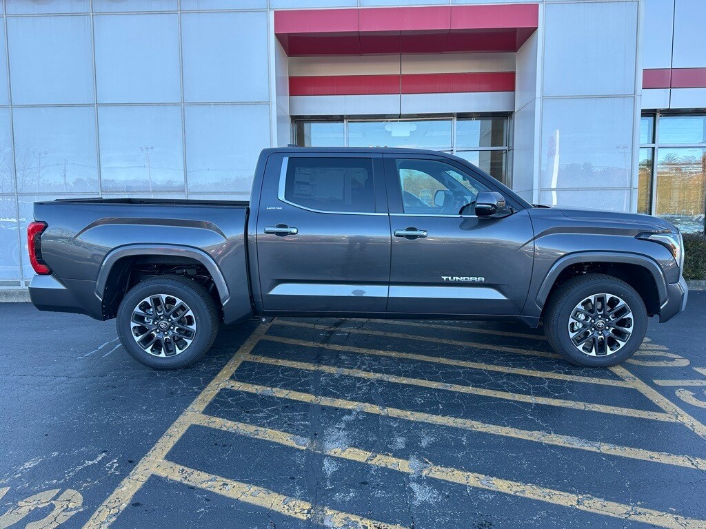 2026 Toyota Tundra Limited photo 3