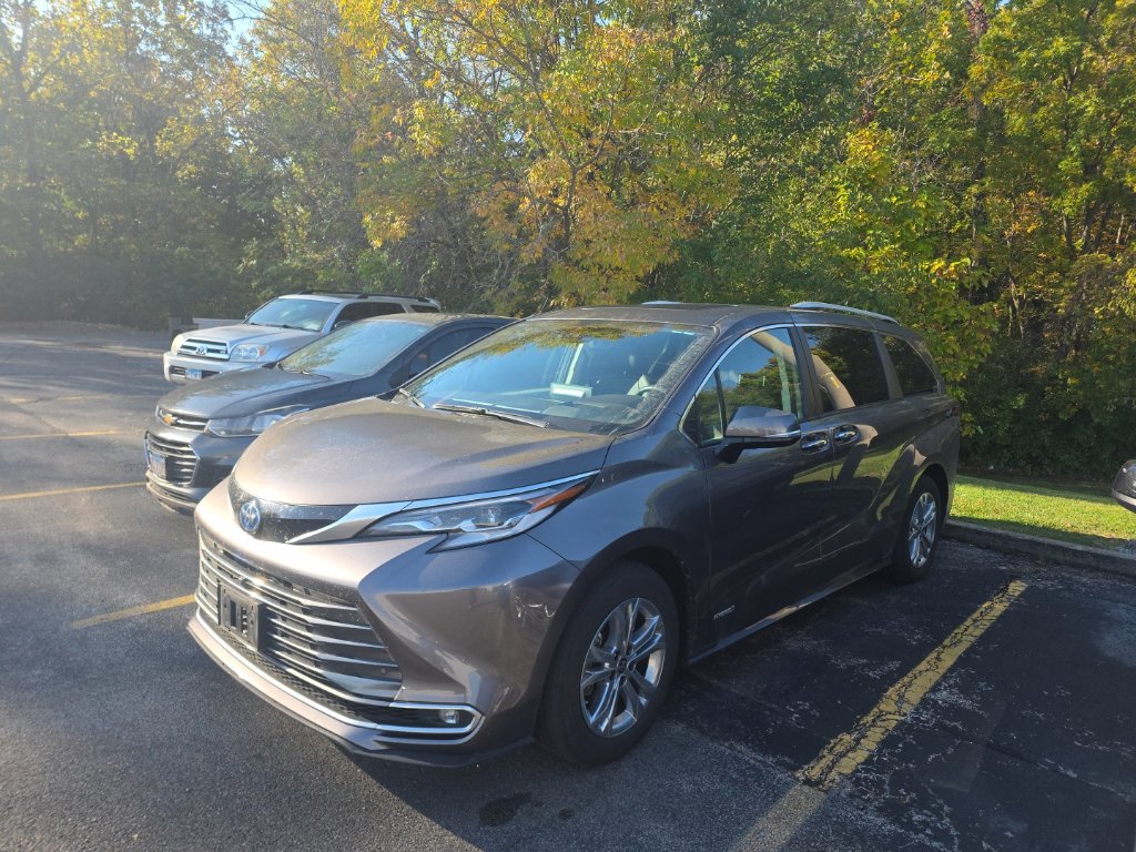 Used 2021 Toyota Sienna Platinum Van
