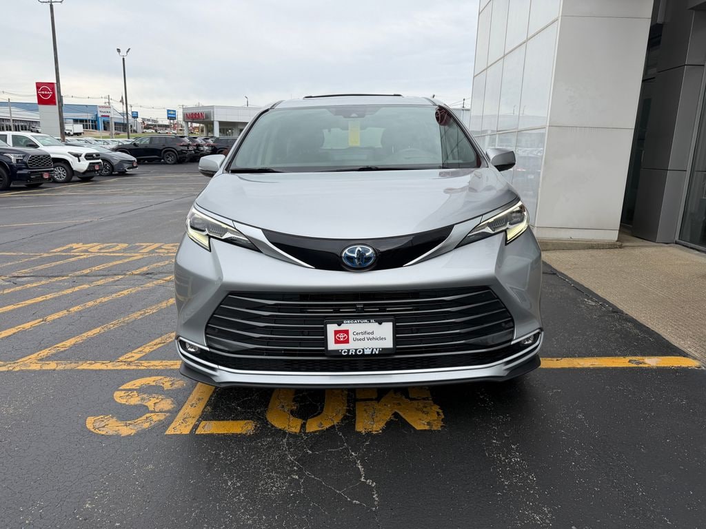 Used 2024 Toyota Sienna Platinum Van Passenger Van