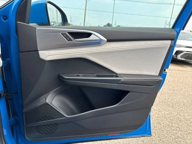 2026 Volkswagen Taos SE - Photo 13