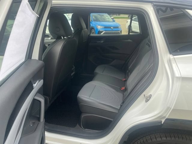 2026 Volkswagen Tiguan SE R-LINE BLACK - Photo 13