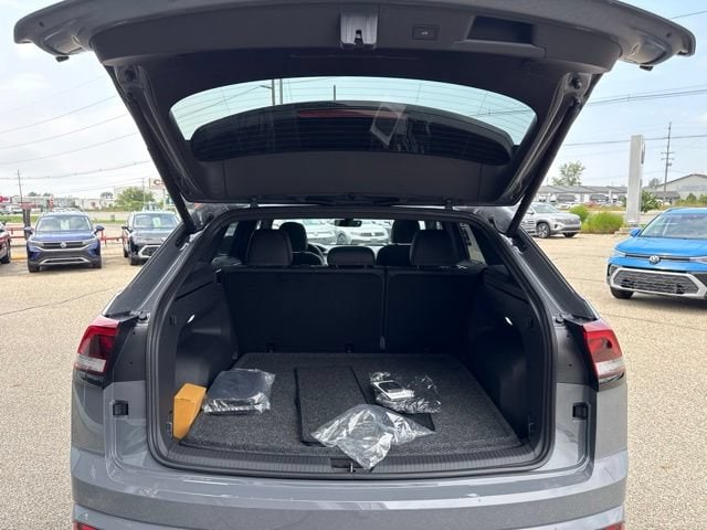2026 Volkswagen Atlas Cross Sport SEL R-LINE - Photo 19