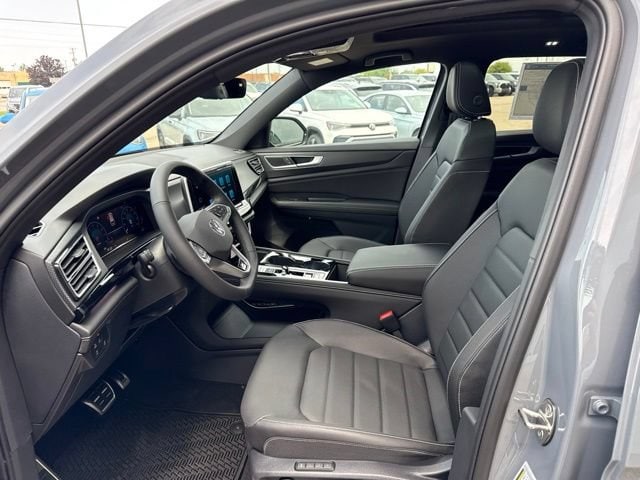 2026 Volkswagen Atlas Cross Sport SEL R-LINE - Photo 16