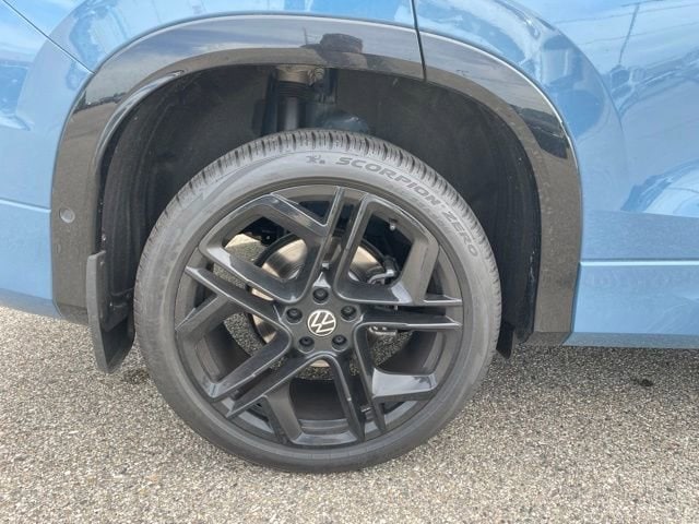 2026 Volkswagen Tiguan SE R-LINE BLACK - Photo 11