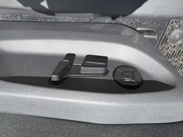 2026 Volkswagen Tiguan SE - Photo 15
