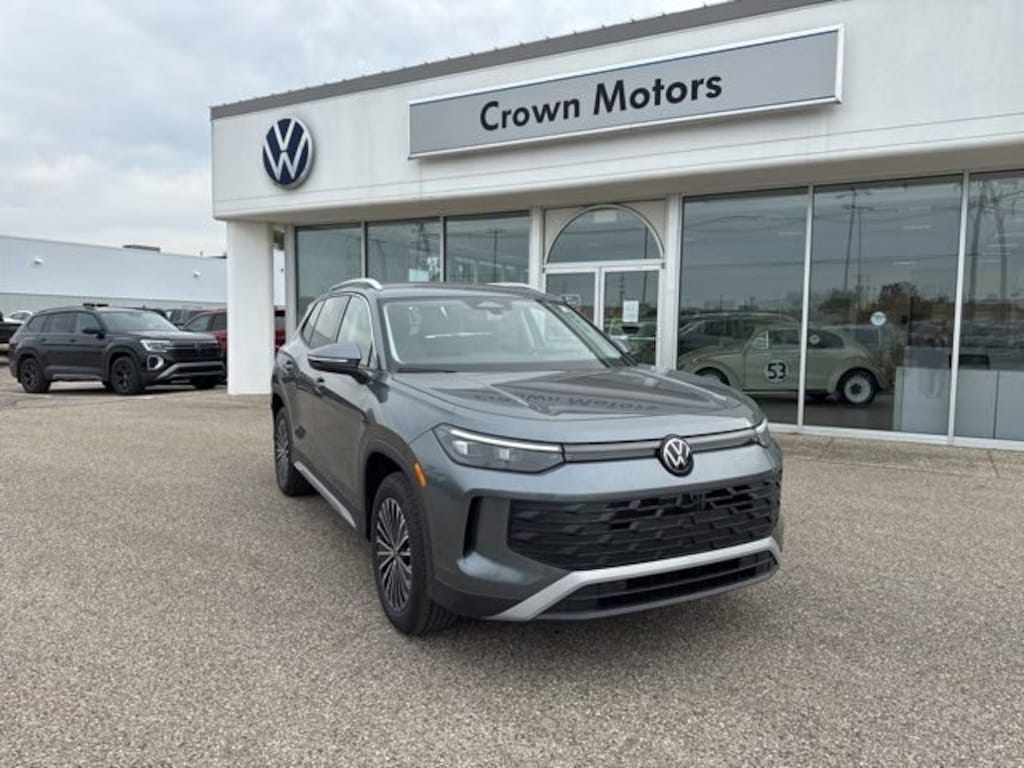 New 2025 Volkswagen Tiguan 2.0T S SUV