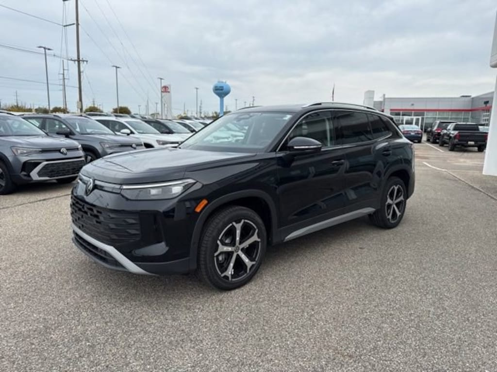 New 2025 Volkswagen Tiguan 2.0T SE SUV