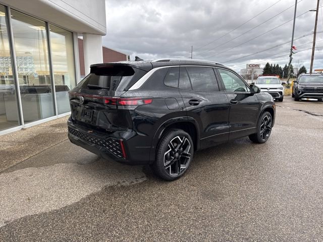 2026 Volkswagen Tiguan SEL R-Line photo 2