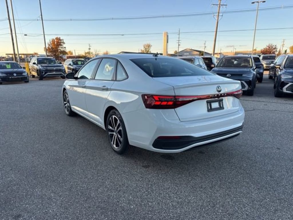 New 2026 Volkswagen Jetta 1.5T Sport Sedan