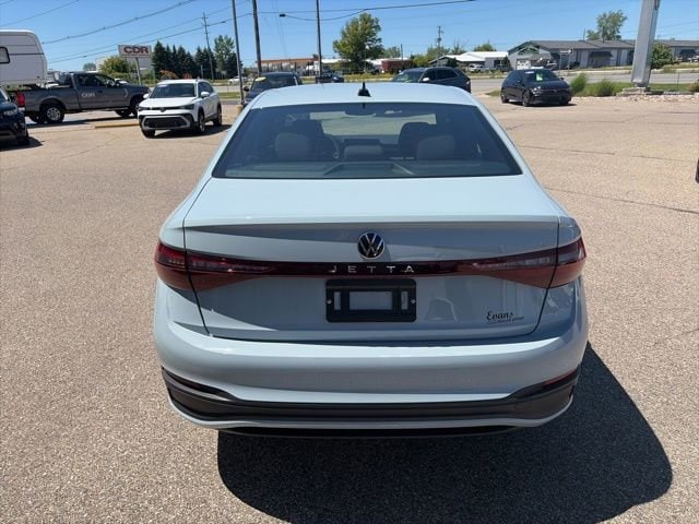 2026 Volkswagen Jetta Sport - Photo 6