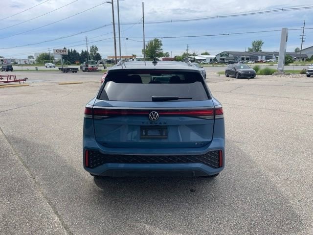 2026 Volkswagen Tiguan SE R-LINE BLACK - Photo 7