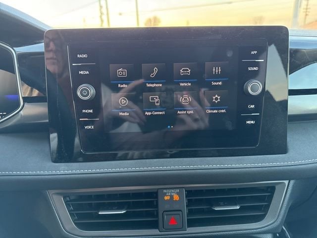 2026 Volkswagen Taos SE Black - Photo 10