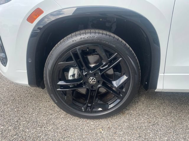 2026 Volkswagen Tiguan SE R-LINE BLACK - Photo 11