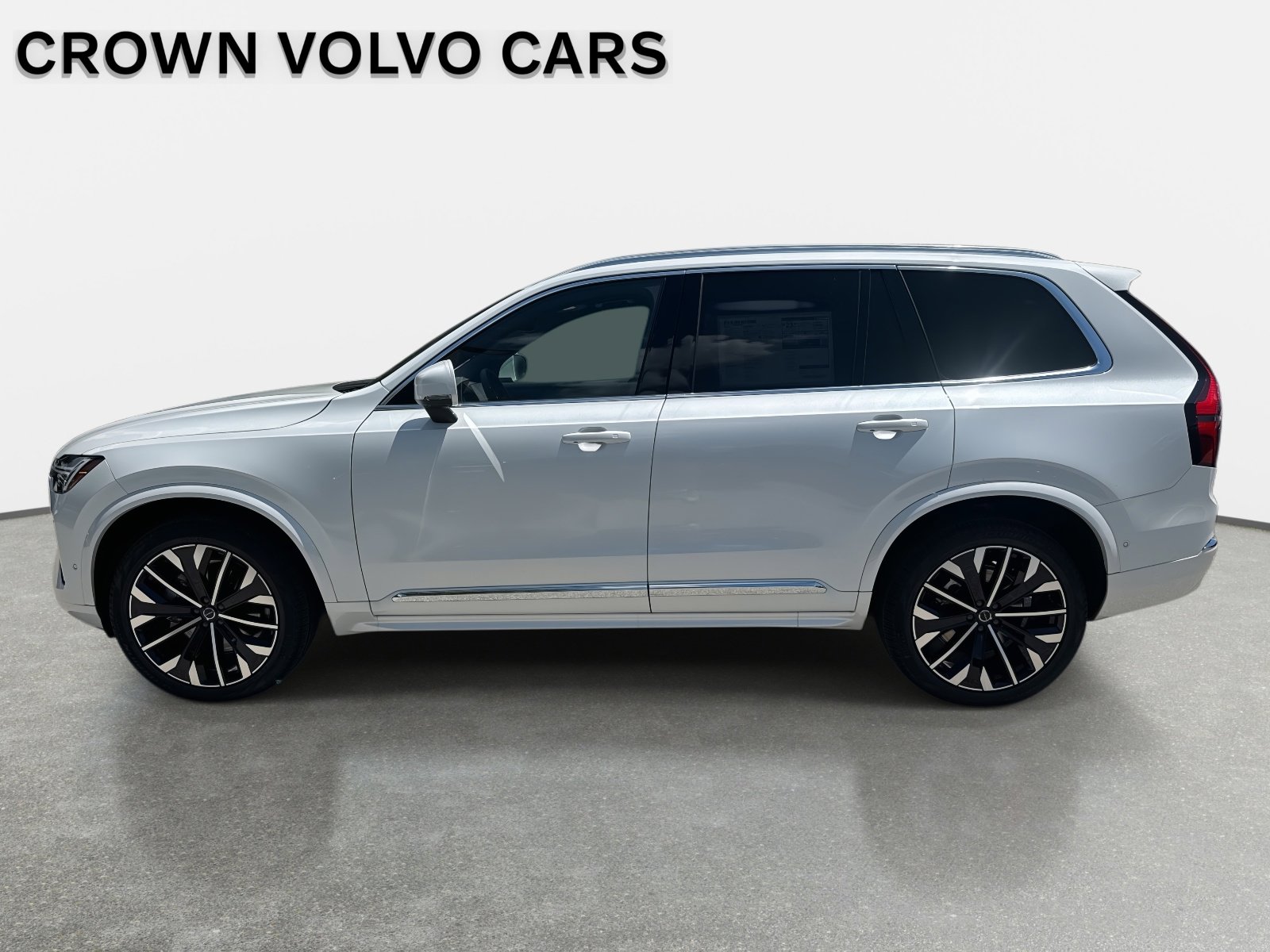 2026 Volvo XC90 Plus - Photo 7