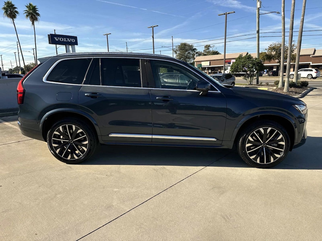 New 2026 Volvo XC90 plug-in hybrid T8 Ultra 7-Seater SUV