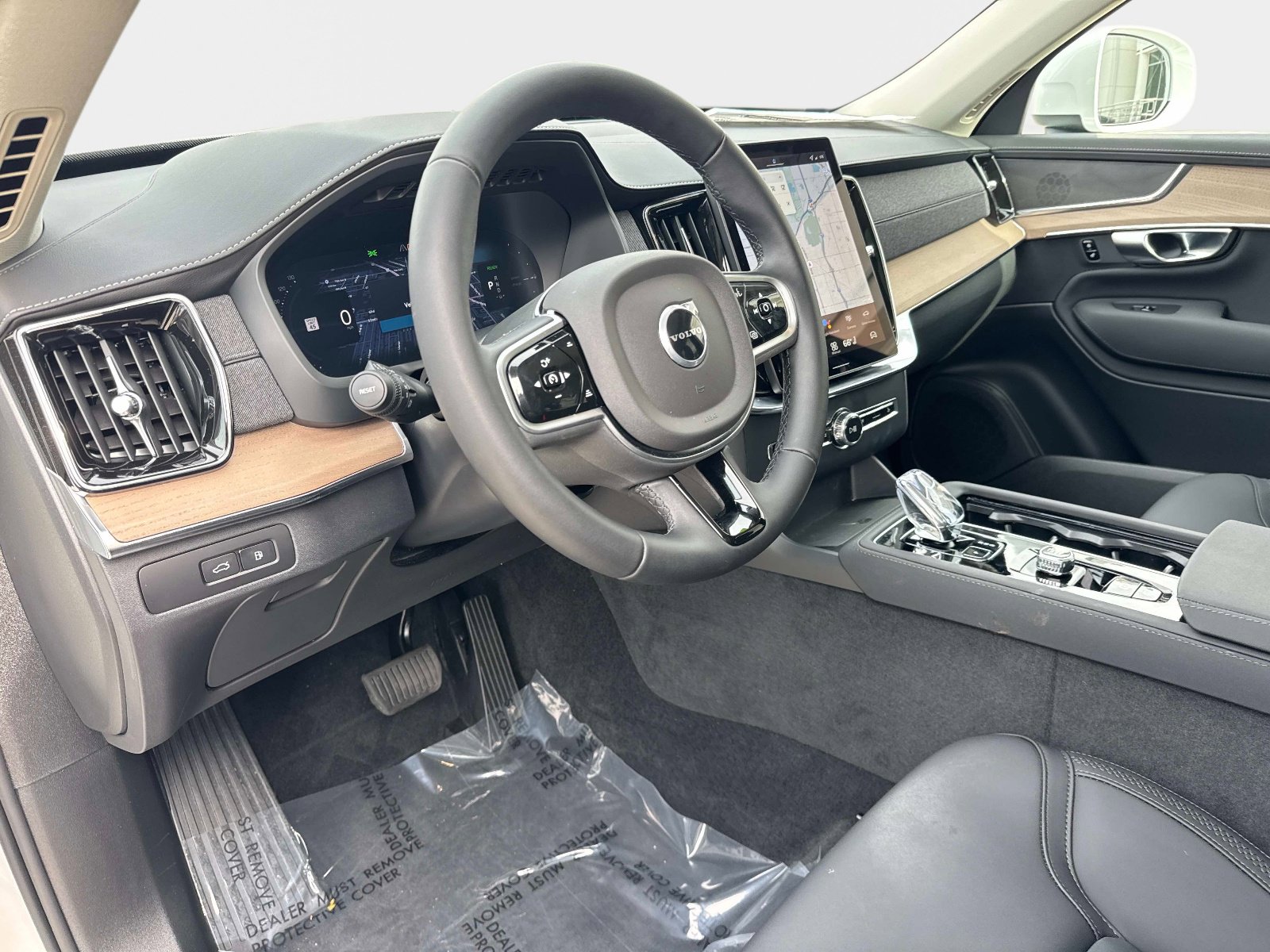 2026 Volvo XC90 Core - Photo 18