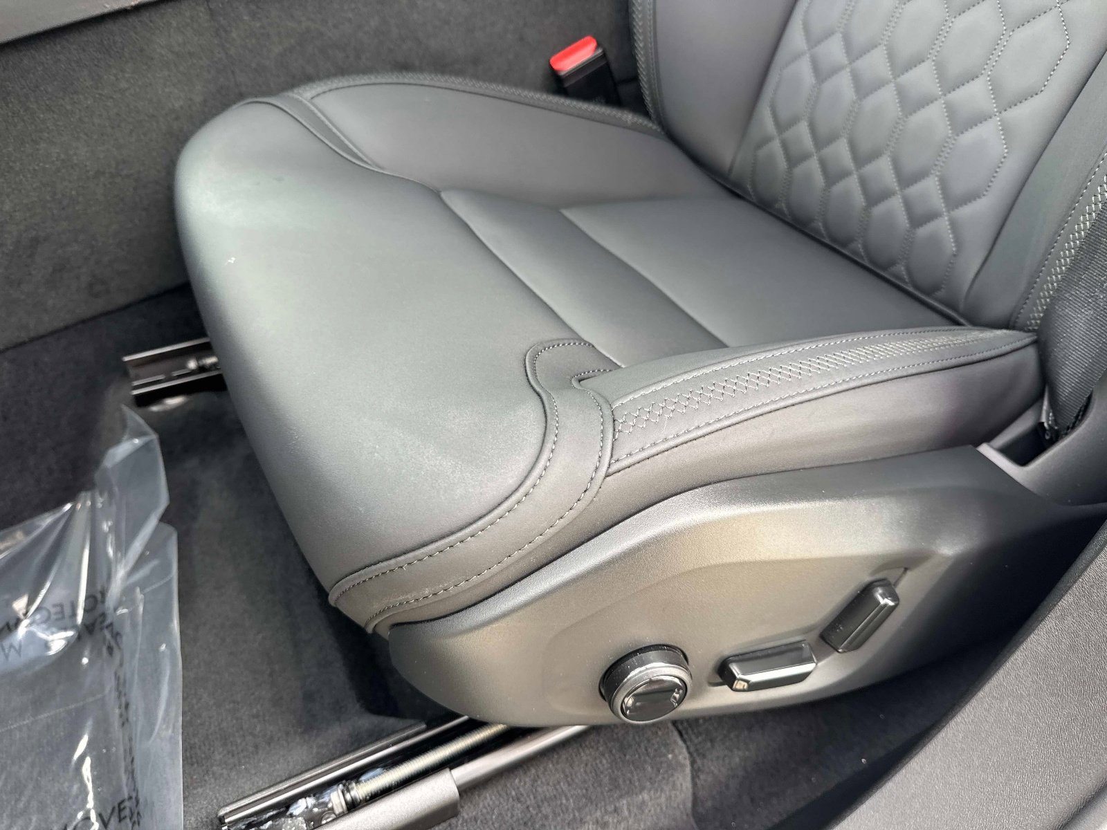 2026 Volvo XC90 Core - Photo 14