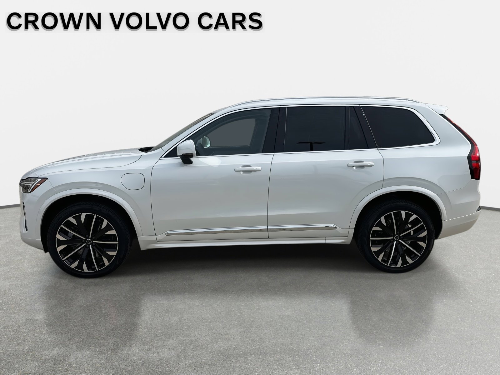 2026 Volvo XC90 Core - Photo 8
