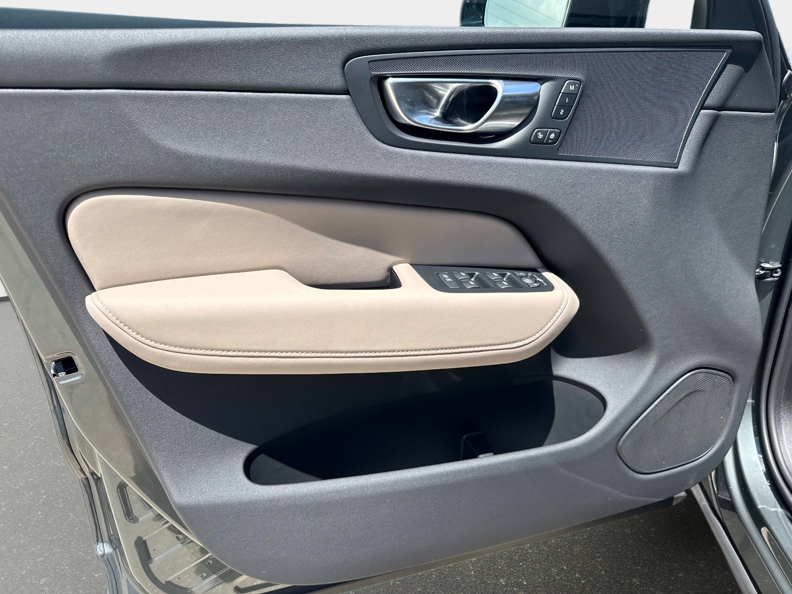 2026 Volvo XC60 Core - Photo 15
