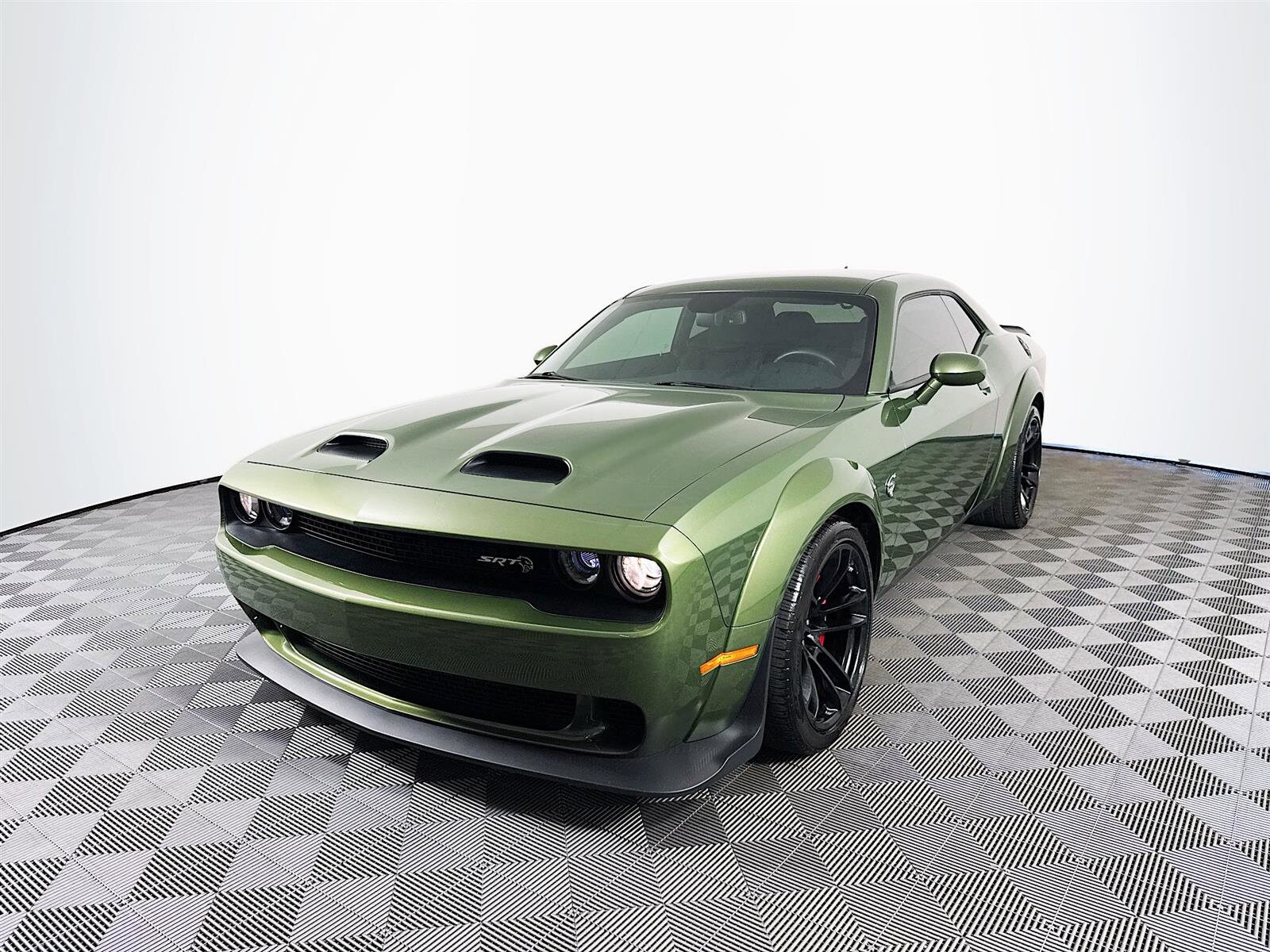 2022 Dodge Challenger SRT8 Hellcat Widebody photo 3