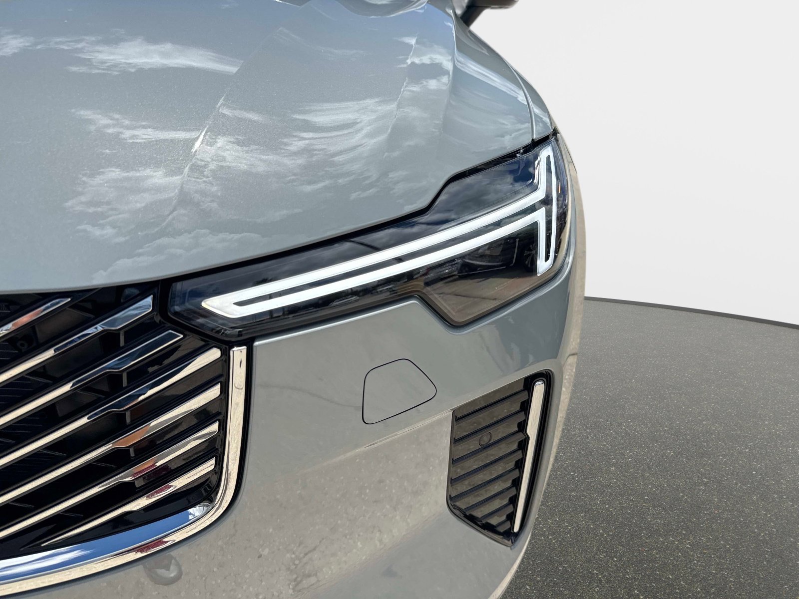 2026 Volvo XC90 Plus - Photo 9