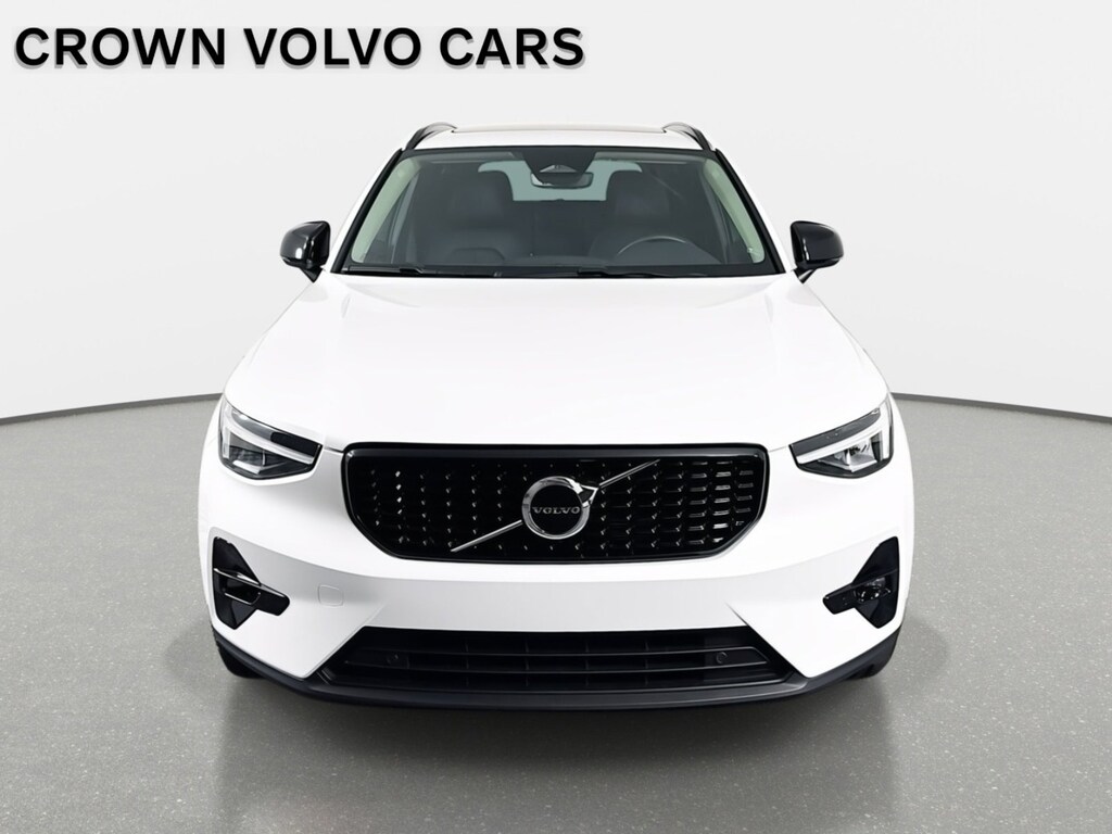 Used 2023 Volvo XC40 B5 AWD Plus Dark SUV