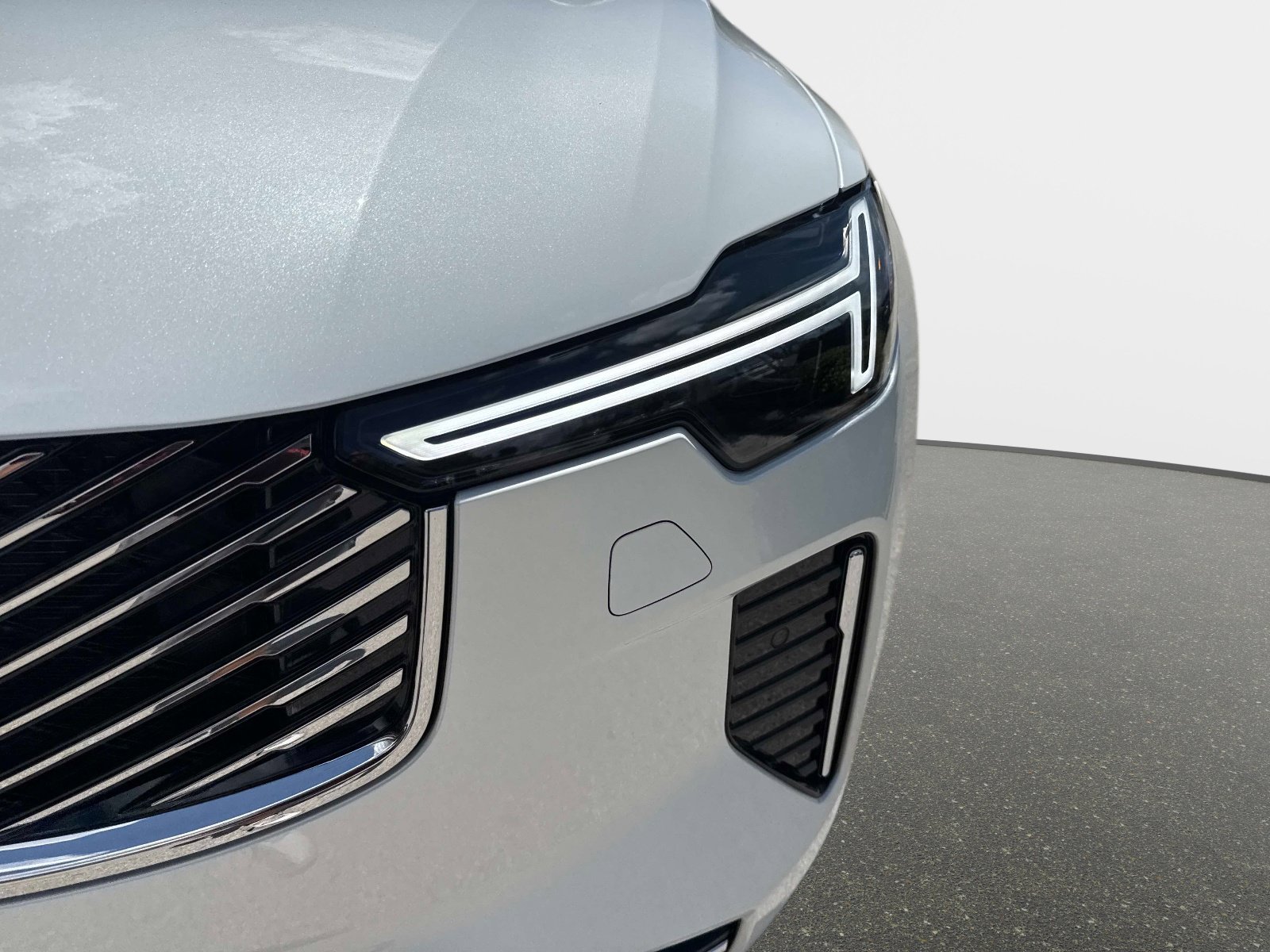 2026 Volvo XC90 Plus - Photo 9