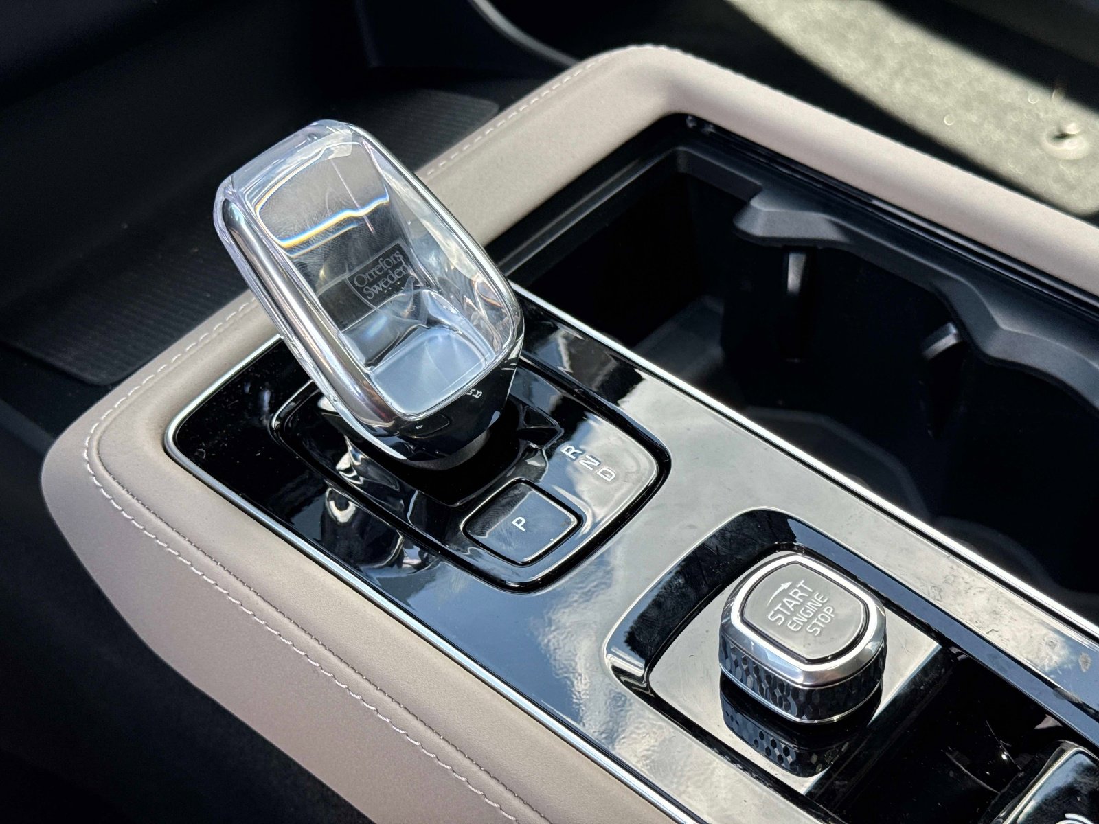 2026 Volvo XC90 Plus - Photo 26