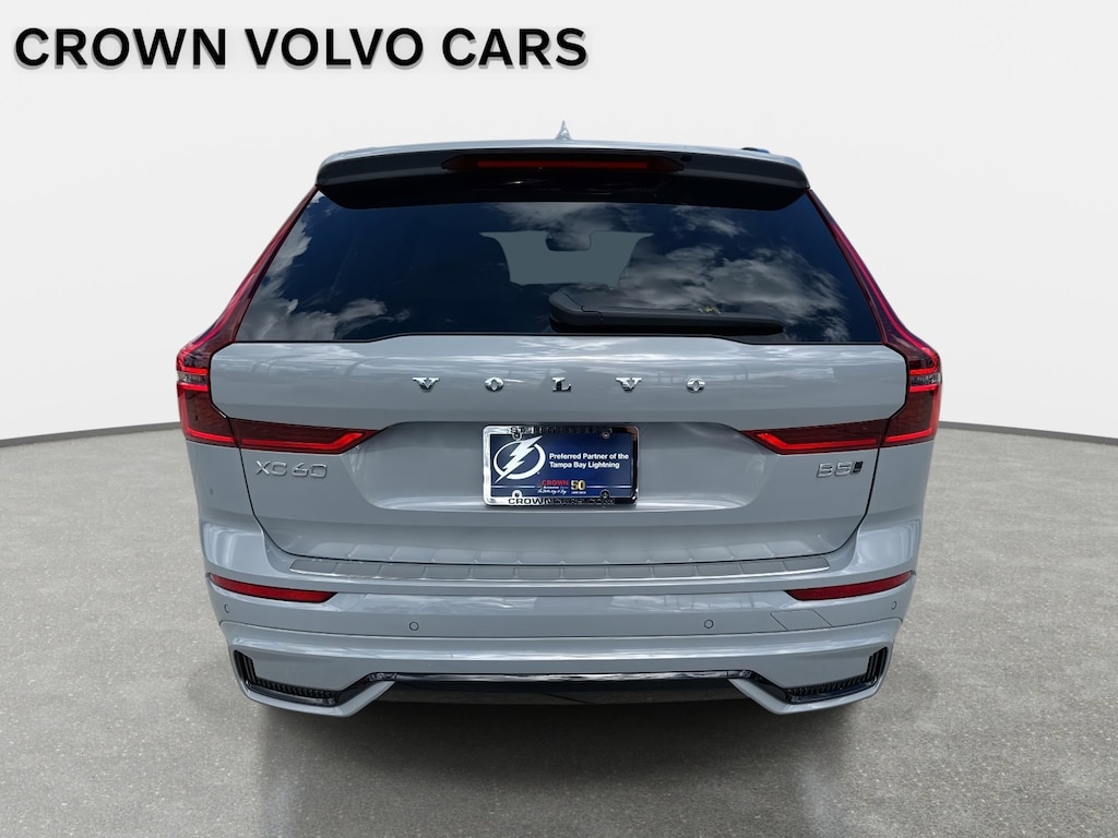 New 2026 Volvo XC60 B5 Ultra SUV