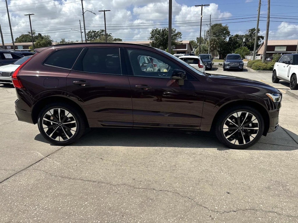 New 2026 Volvo XC60 B5 Plus SUV