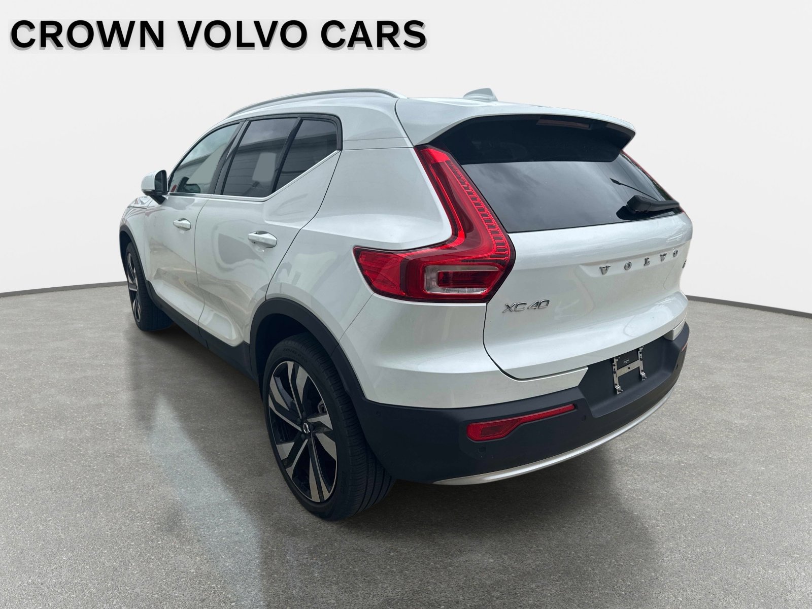 2025 Volvo XC40 Ultra - Photo 9