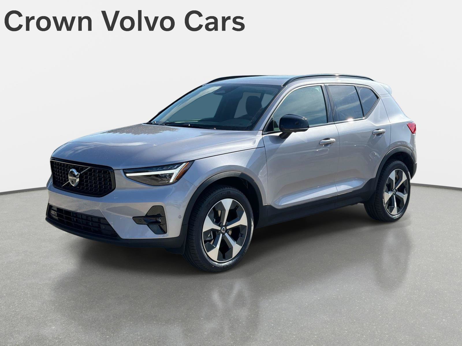New 2026 Volvo XC40 B5 Plus SUV