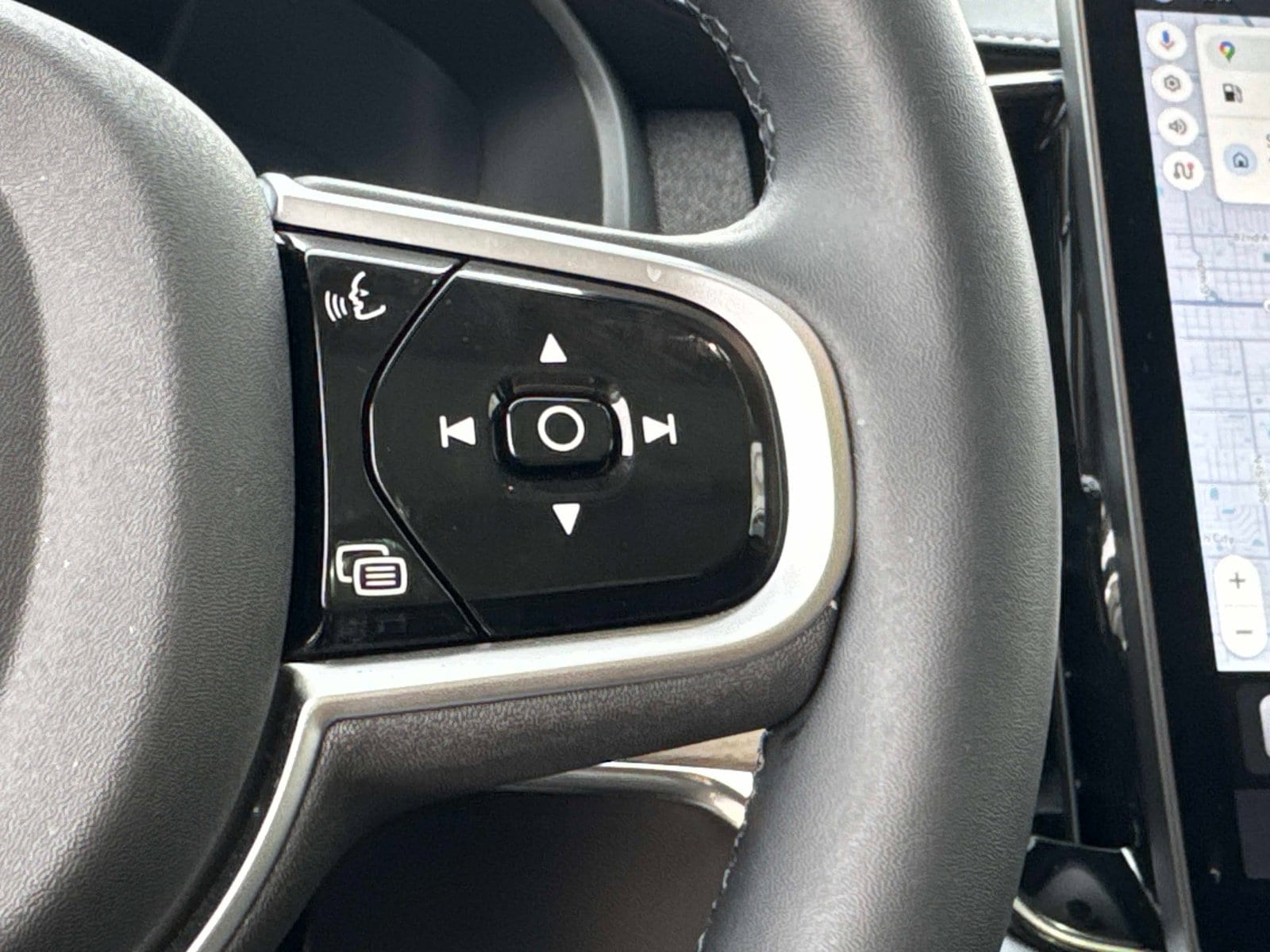 2026 Volvo XC90 Core - Photo 27
