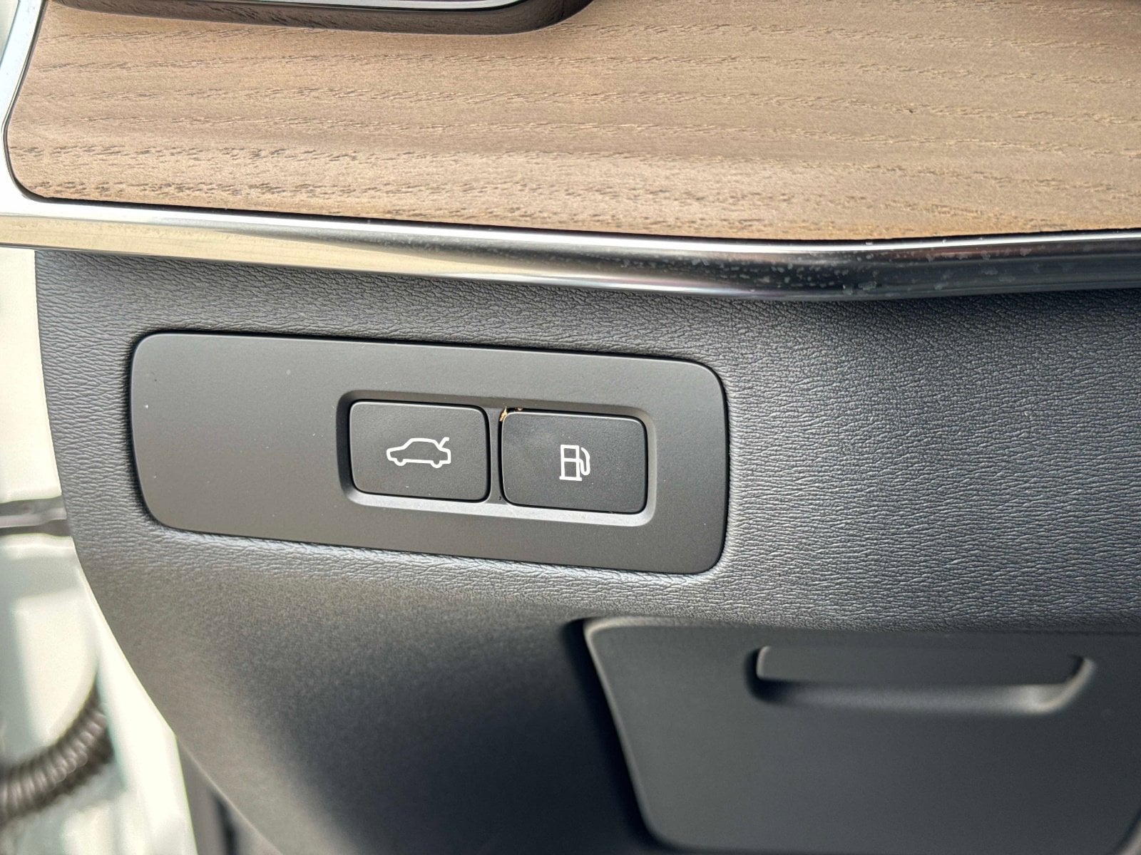 2026 Volvo XC90 Core - Photo 30