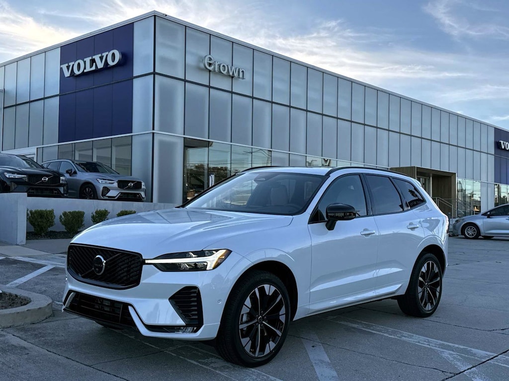 New 2026 Volvo XC60 B5 Plus SUV