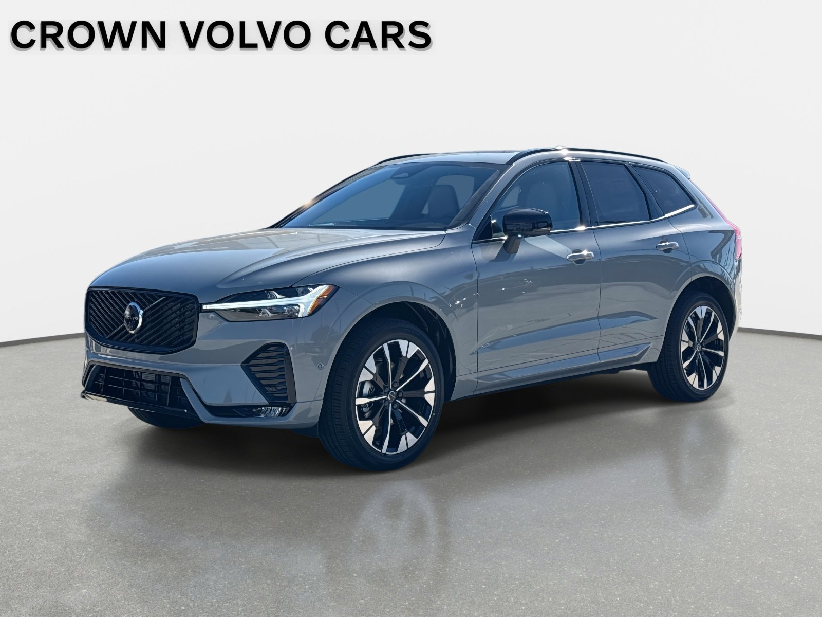 2026 Volvo XC60 Plus's photo
