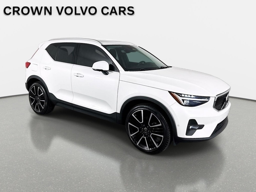 Used 2024 Volvo XC40 B5 Ultimate Bright SUV