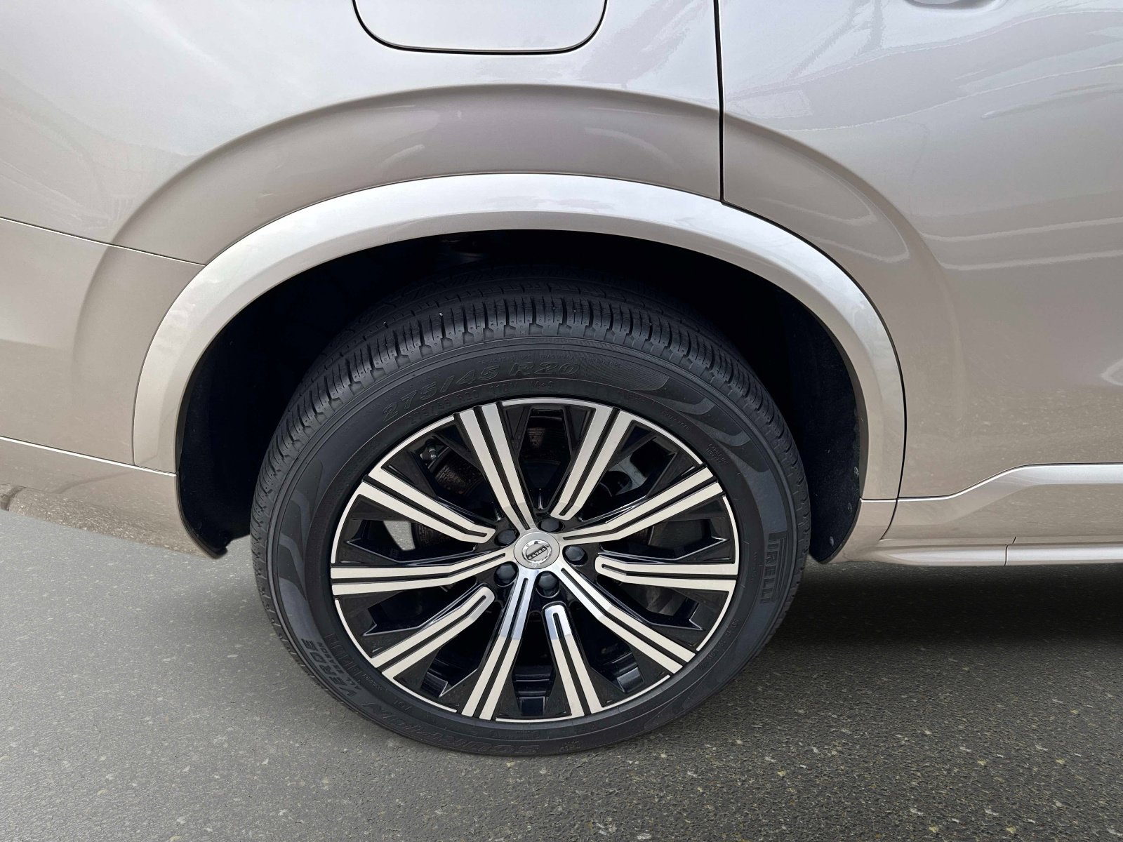 2023 Volvo XC90 Core - Photo 6
