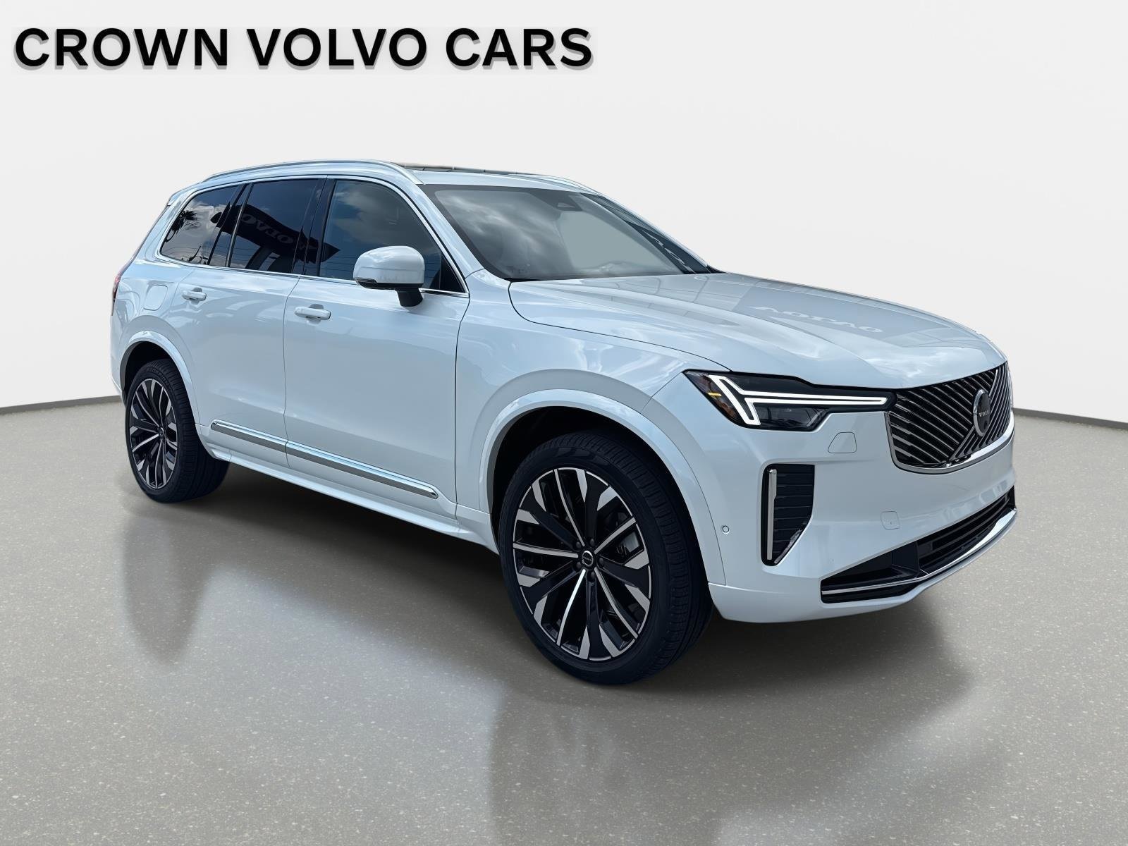 2026 Volvo XC90 Plus's photo