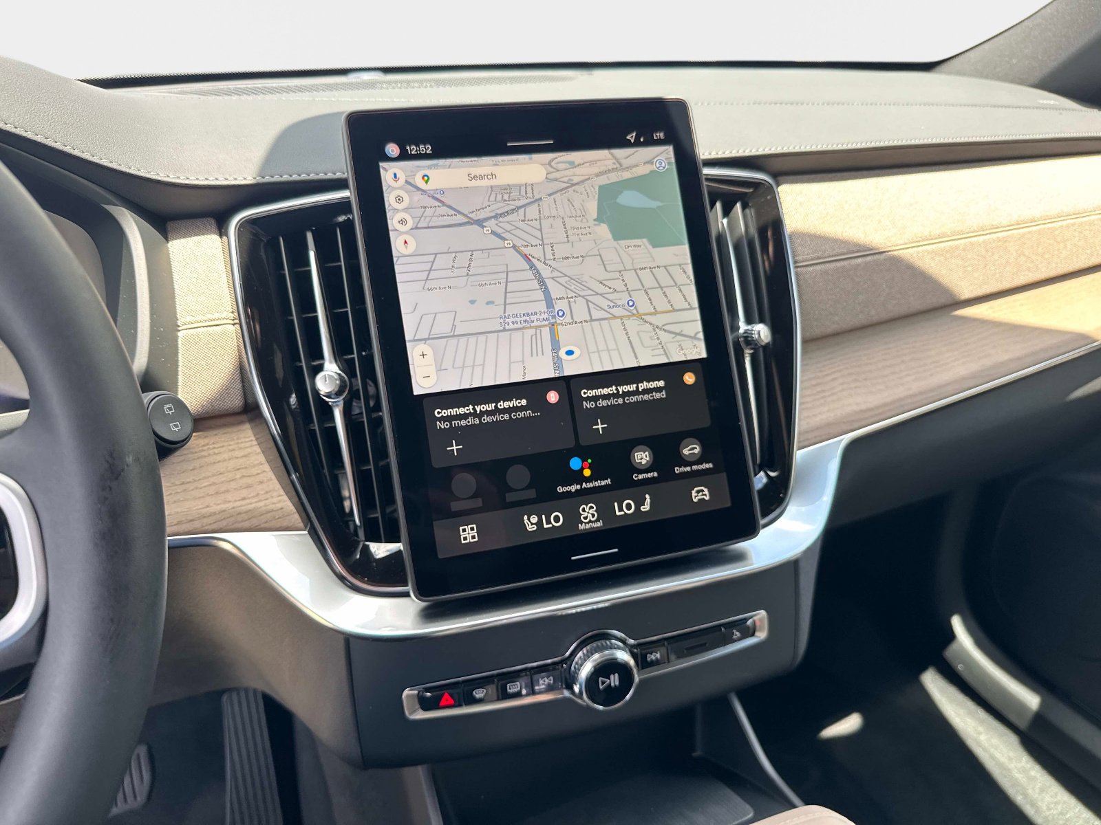 2026 Volvo XC90 Plus - Photo 22