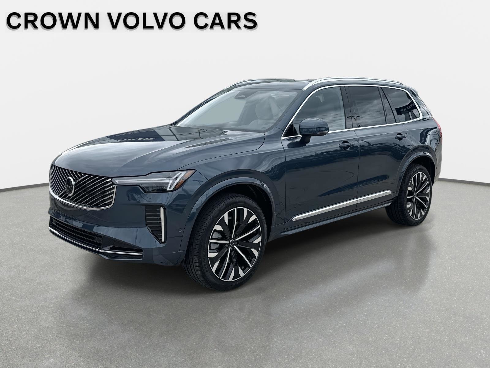 2026 Volvo XC90 Plus's photo