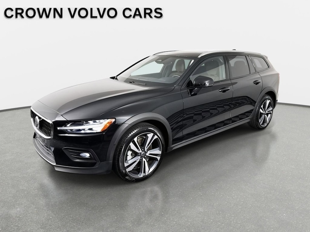 Used 2025 Volvo V60 Cross Country B5 Plus Wagon