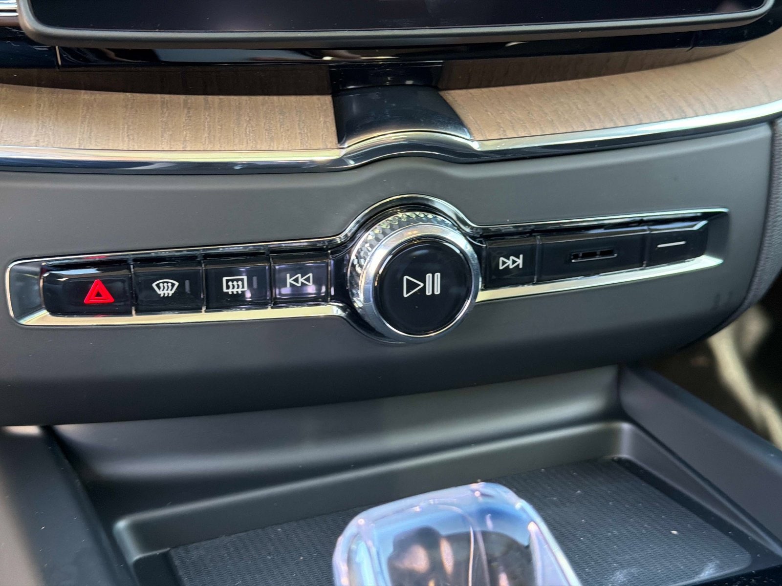 2026 Volvo XC60 Plus - Photo 23
